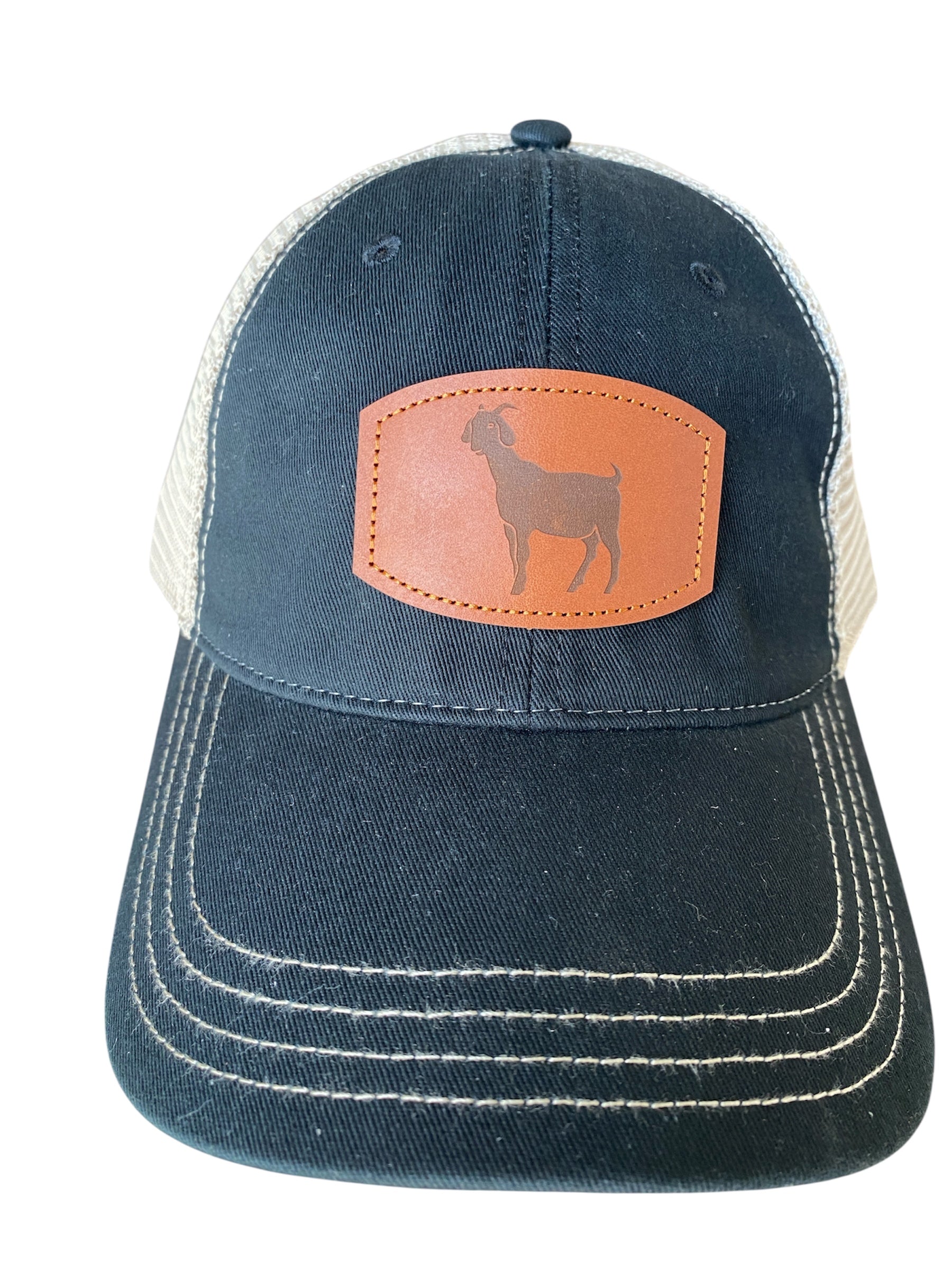 Unstructured Leather Patch goat hat in black/beige mesh